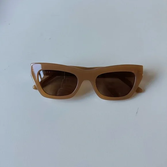 Diff Eyewear Tan Sunglasses DIFF EYEWEAR - Esme - Almond + Brown Gold Flash - Polarized  main image 2